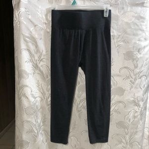 BOBBIE BROOKS GRAY LEGGINGS SIZE S